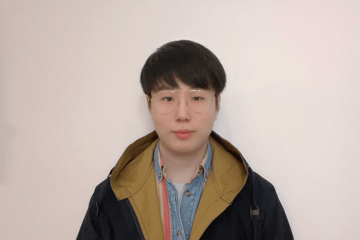 班长黄旭明发表新春贺词。